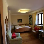 Haus Wartenberg Penzion 2*